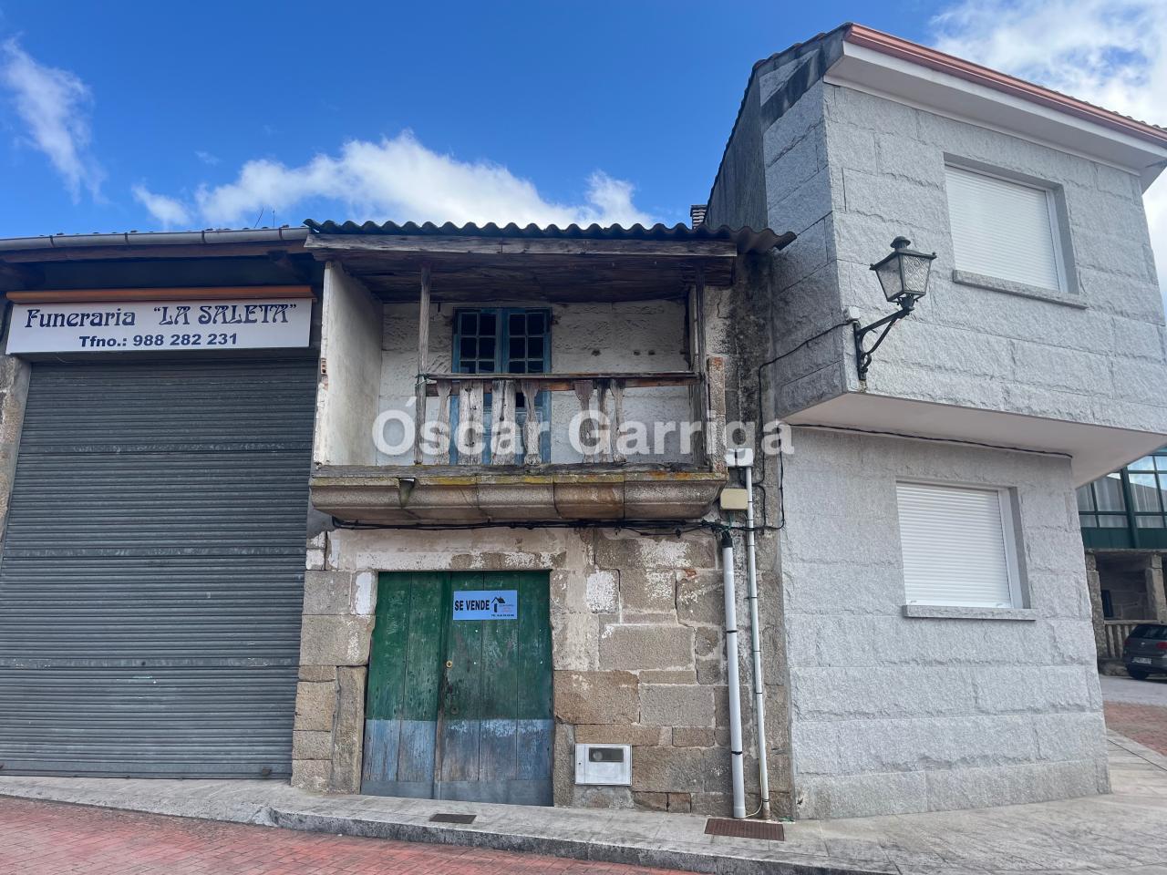 CASITA (71 m2) PARA REFORMAR EN EL CENTRO DE CEA (OURENSE).