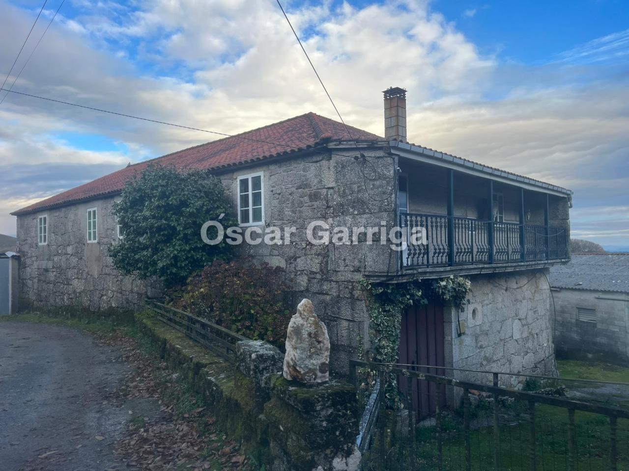 PRECIOSO CASERíO DEL RURAL GALLEGO CON DOS ESTABLOS PARA EXPLOTACIÓN GANADERA O TURISMO RURAL.MATANZA, CARBALLEDO, LUGO.