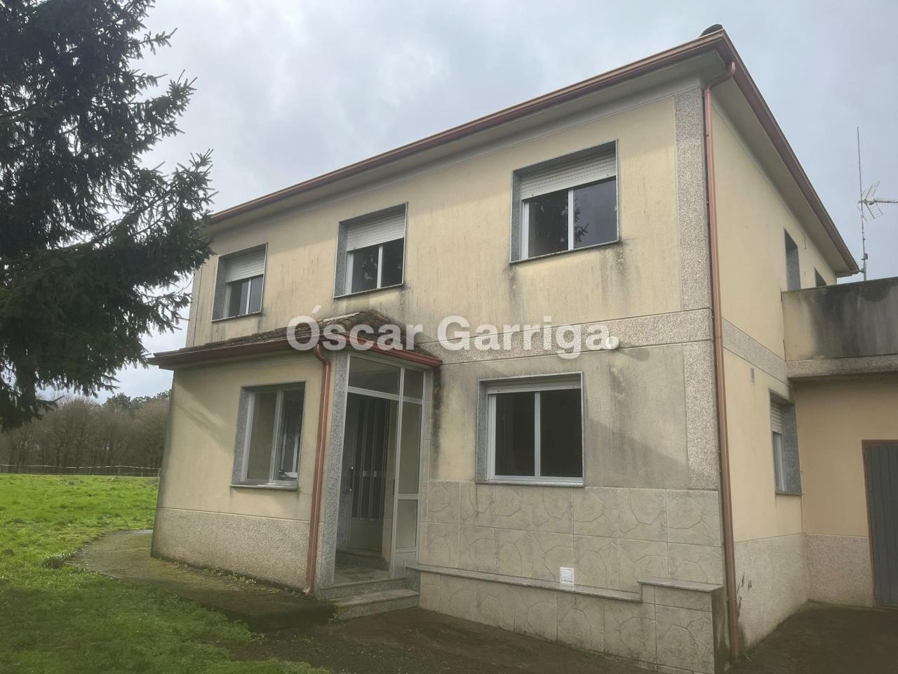 CASA DEL RURAL GALLEGO, DE DOS PLANTAS, DENTRO DE UNA FINCA DE 3.000 M2. SARAMAGAL, CARBALLEDO, LUGO.