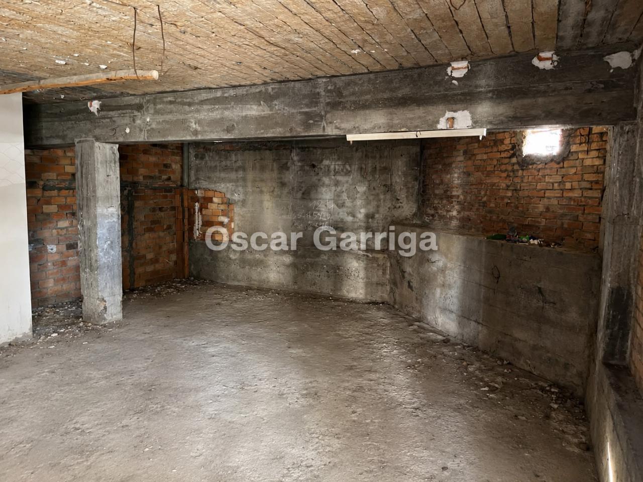 LOCAL COMERCIAL (70 m2) EN RUA DA GRANXA (OURENSE). TRASTERO OPCIONAL (500 €). ACCESO DIRECTO AL ASCENSOR DEL EDIFICIO.